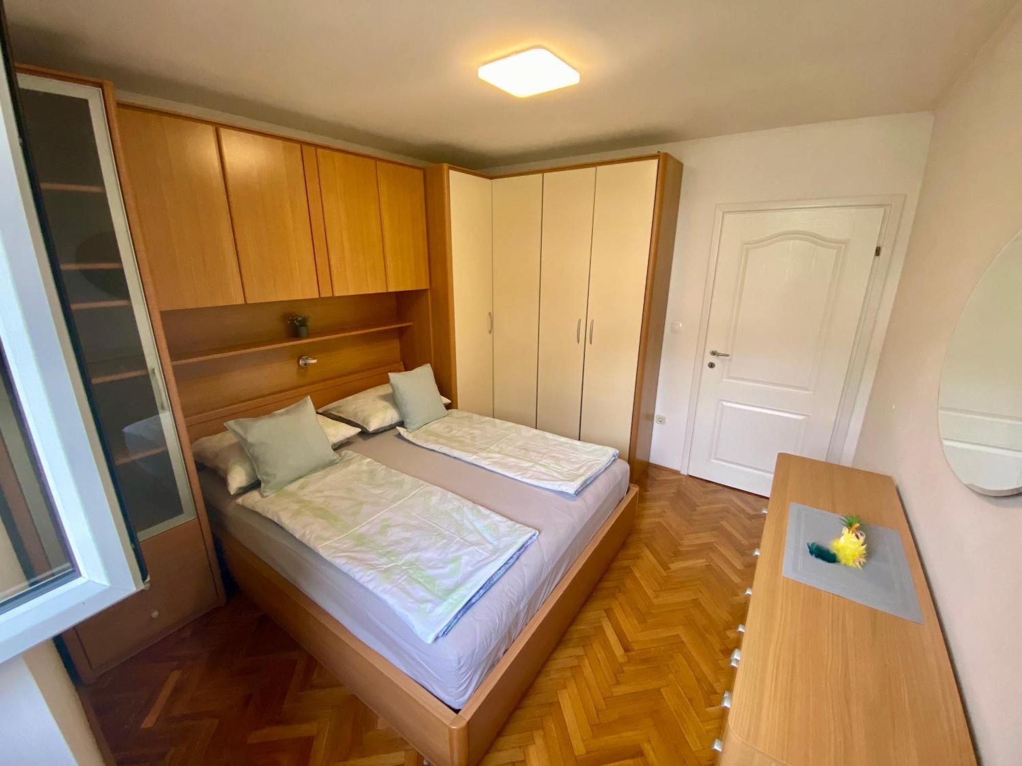 Apartment Simon - Old Stone Charm, Central Bol Life Exterior foto